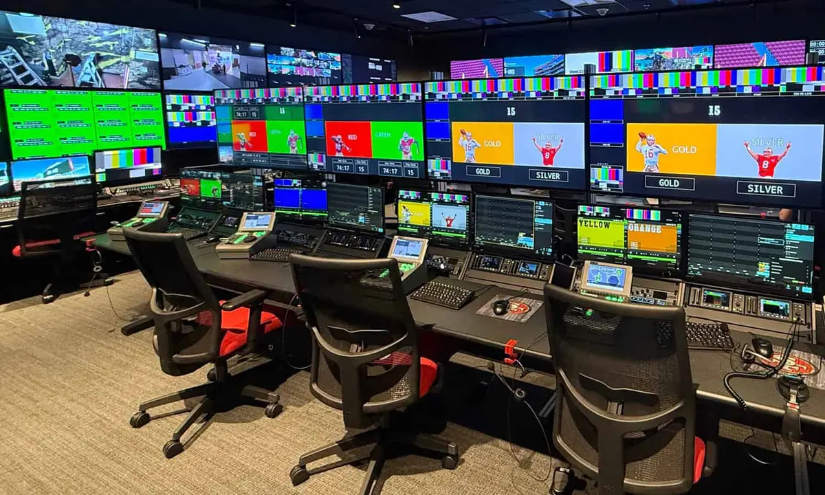 七彩直播多线路信号调度控制中心